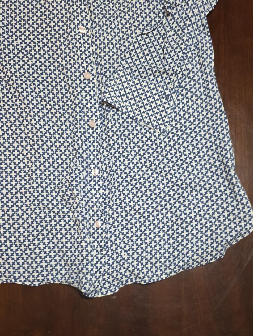 Victoria's Secret Navy and White Geometric Button-Front Pajama Shirt - Picture 6 of 8